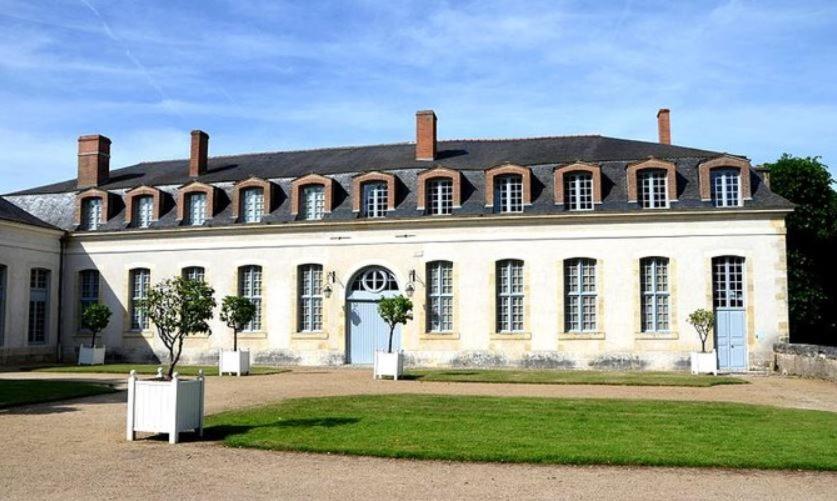 *** Domaine Des Noyers - Proche Centre Ville Châteauneuf-sur-Loire 외부 사진